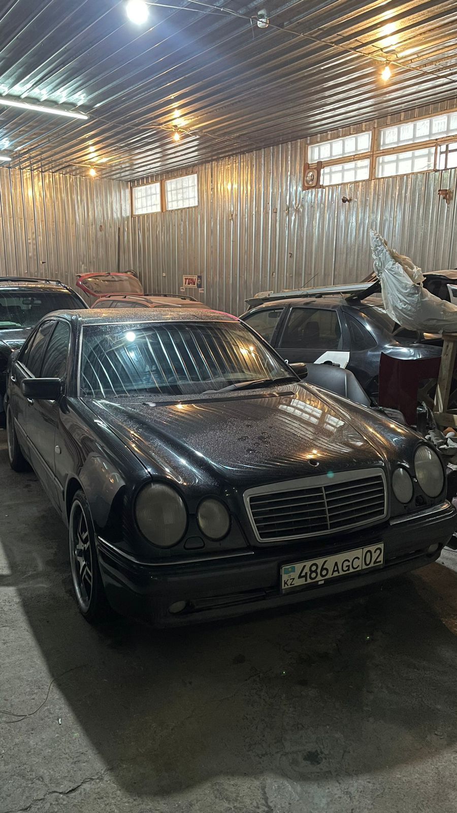 Бампер Мерседес W124.W140.W202.W210.W211 БМВ Е34.Е36 Нисан ц накладки.