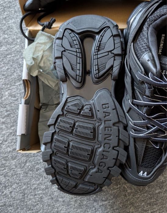 Balenciaga Track