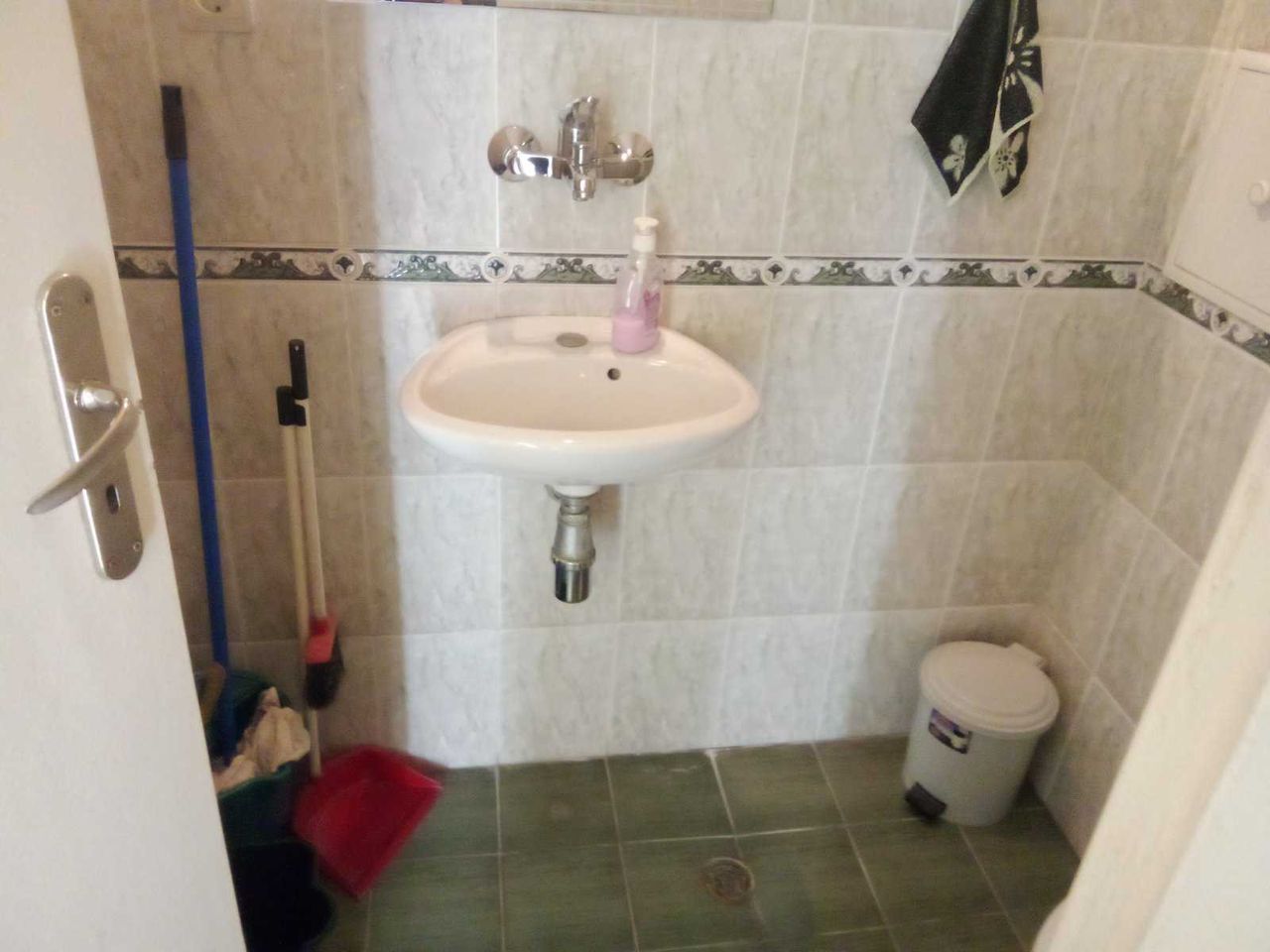 Дава се под наем Офис в Бургас, Център - 30 кв.м за 200 € - Снимка #3