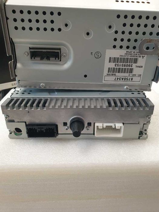 Radio-CD MP3 +Digital display Mitsubishi L200