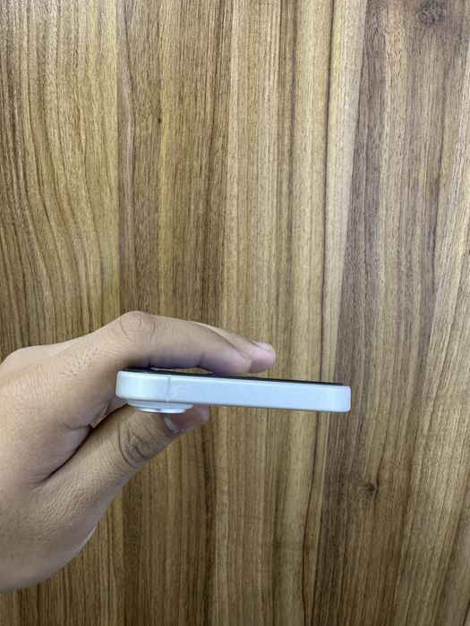 iphone 16 white 100% 24sikl