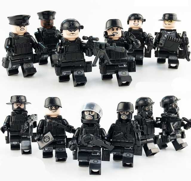 Set 12 Minifigurine tip Lego City Police SWAT Team cu multe arme