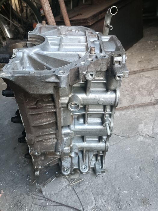 Блок двигатель Toyota Camry 40