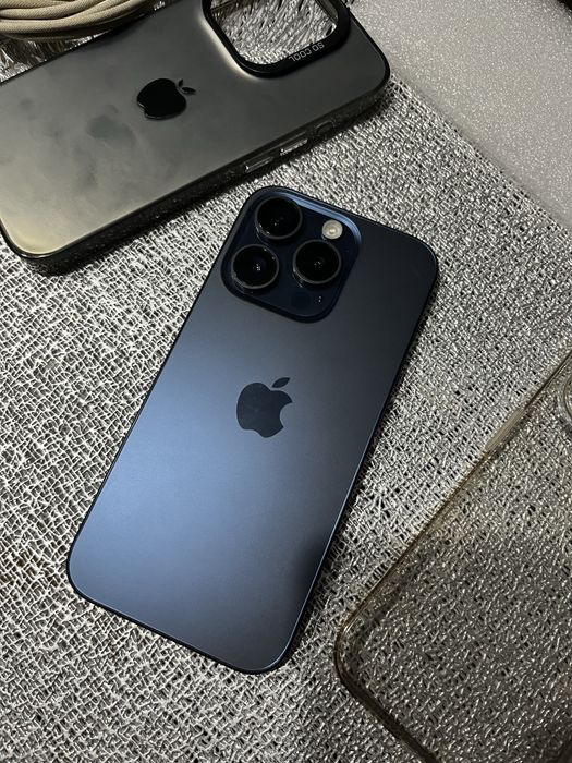 Iphone 15 Pro nou 128gb baterie 100 cicluri incarcare 47