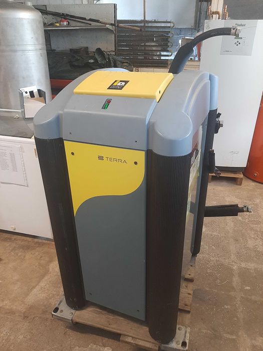 Pompa de caldura ,apa sol ,16 kw