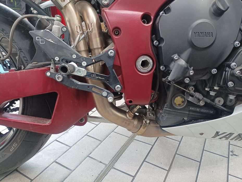 Yamaha R1 exhaust system. Ауспуси/изпускателна система Ямаха р1 09-14