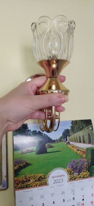 Стъклени лампи за стена