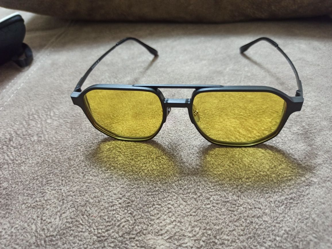 Продаются солнцезащитные очки новые