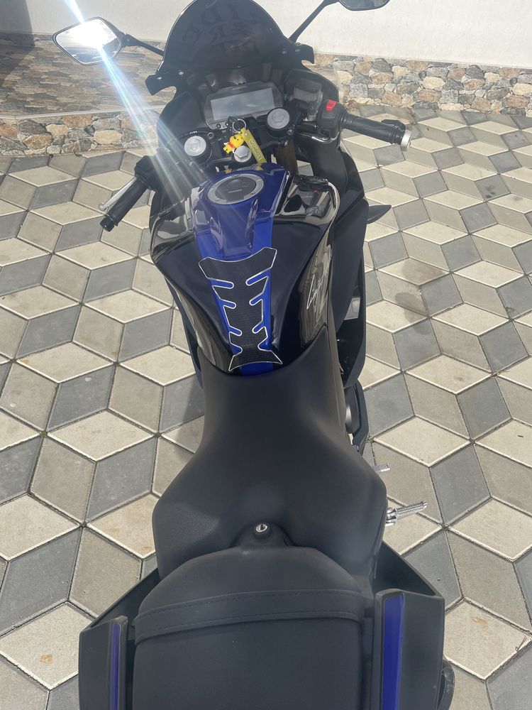 Yamaha YZF R-125 2019