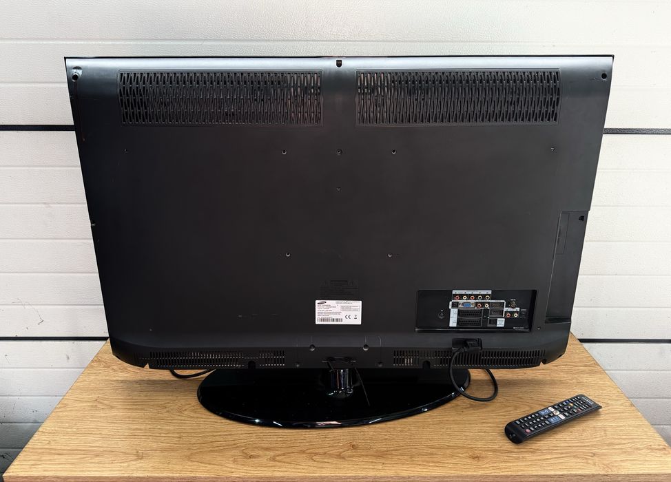 Телевизор Samsung 40 инча