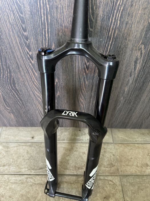 Furca bicicleta Rock Shox Lyrik RC 150 Boost 29