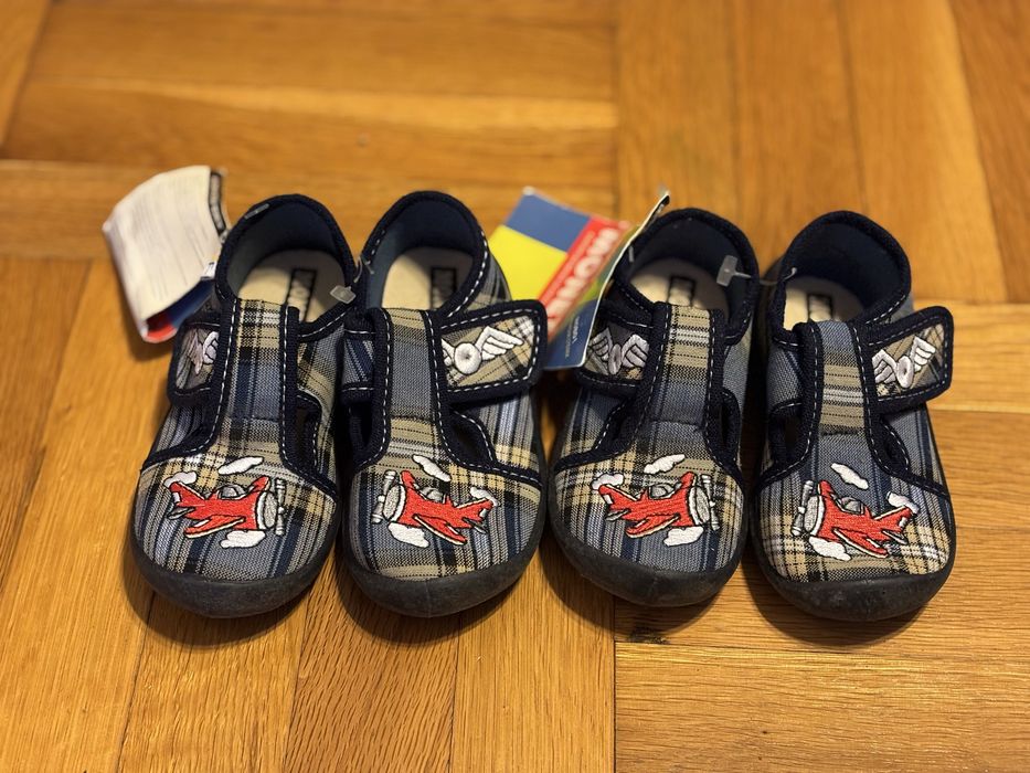 Детски пантофи за момче