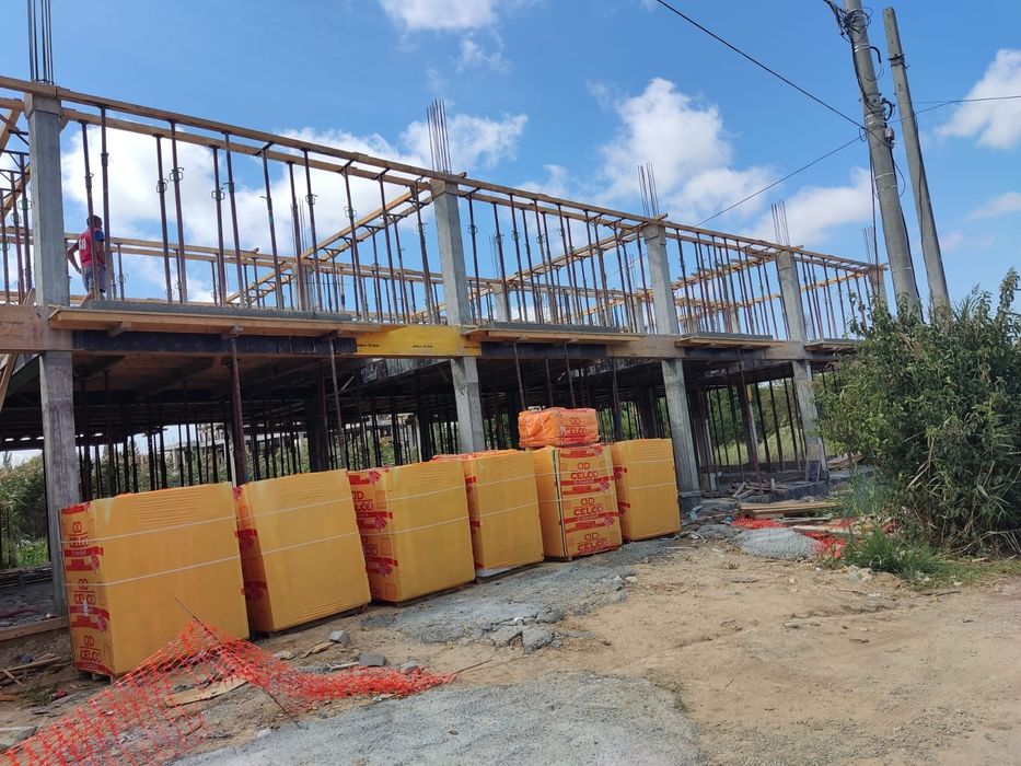 Societate de construcții executam