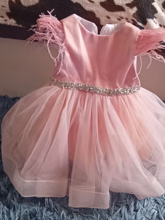 Rochita superba ptr botez ,marime 4-8L