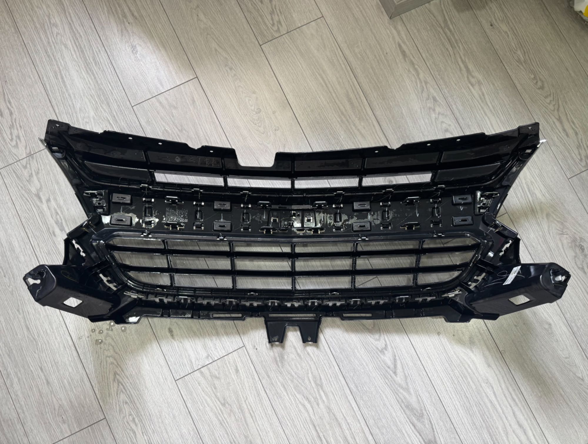 Облицовка решетки радиатора Chevrolet Trailblazer