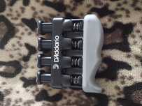 Vand D'Addario varigrip