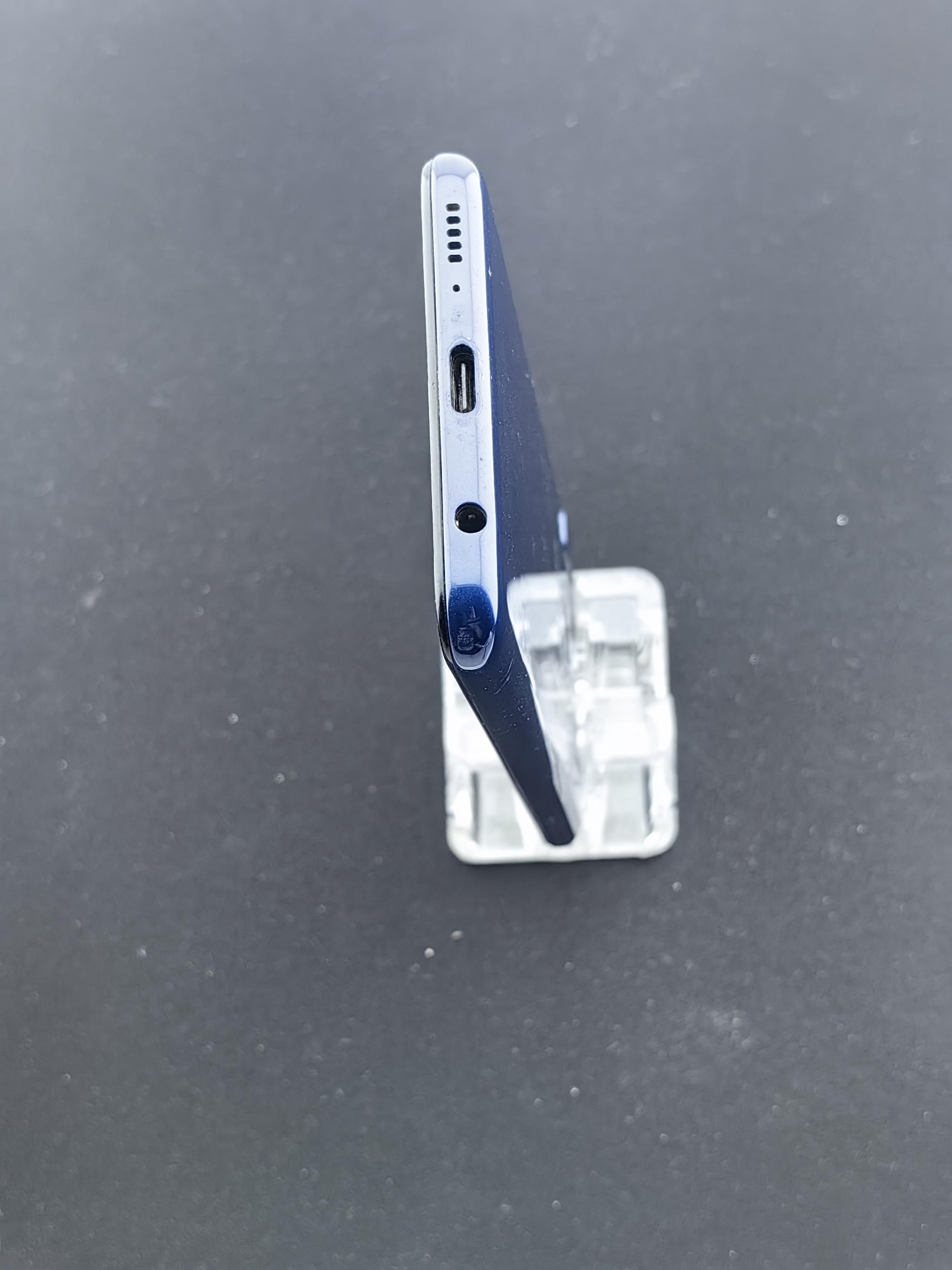 Samsung Galaxy A20e 32 GB-hpv930