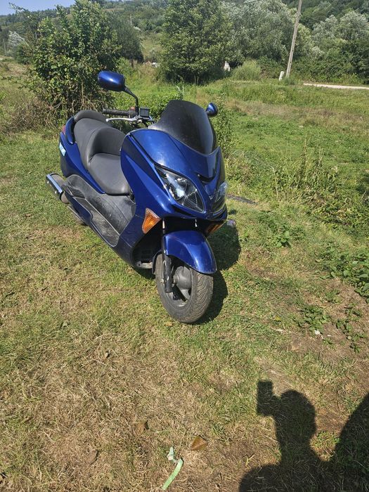 Vând scuter honda forza 2008
