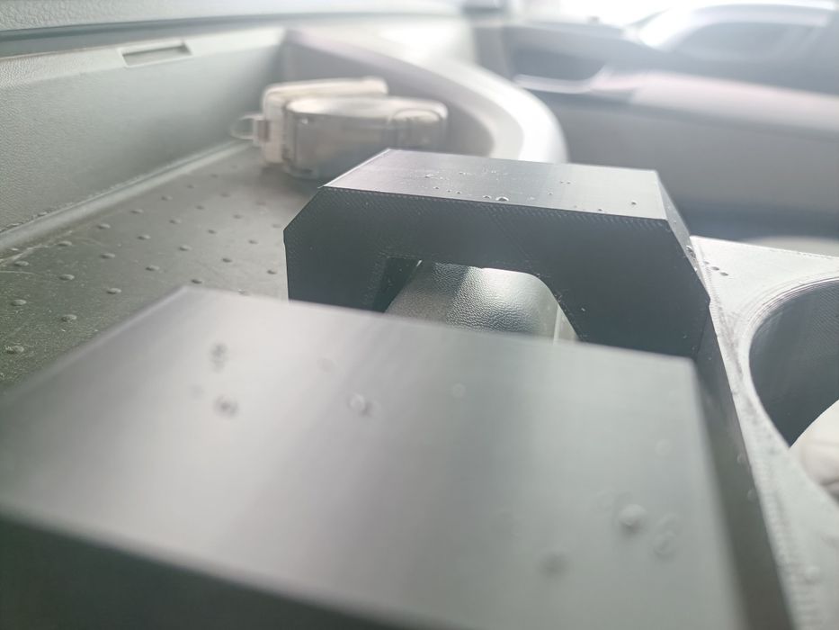 Suport sticla apa printata 3d pentru Man tgs