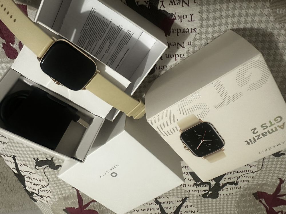 Часовник Smartwatch Аmazfit GTS 2 Gold