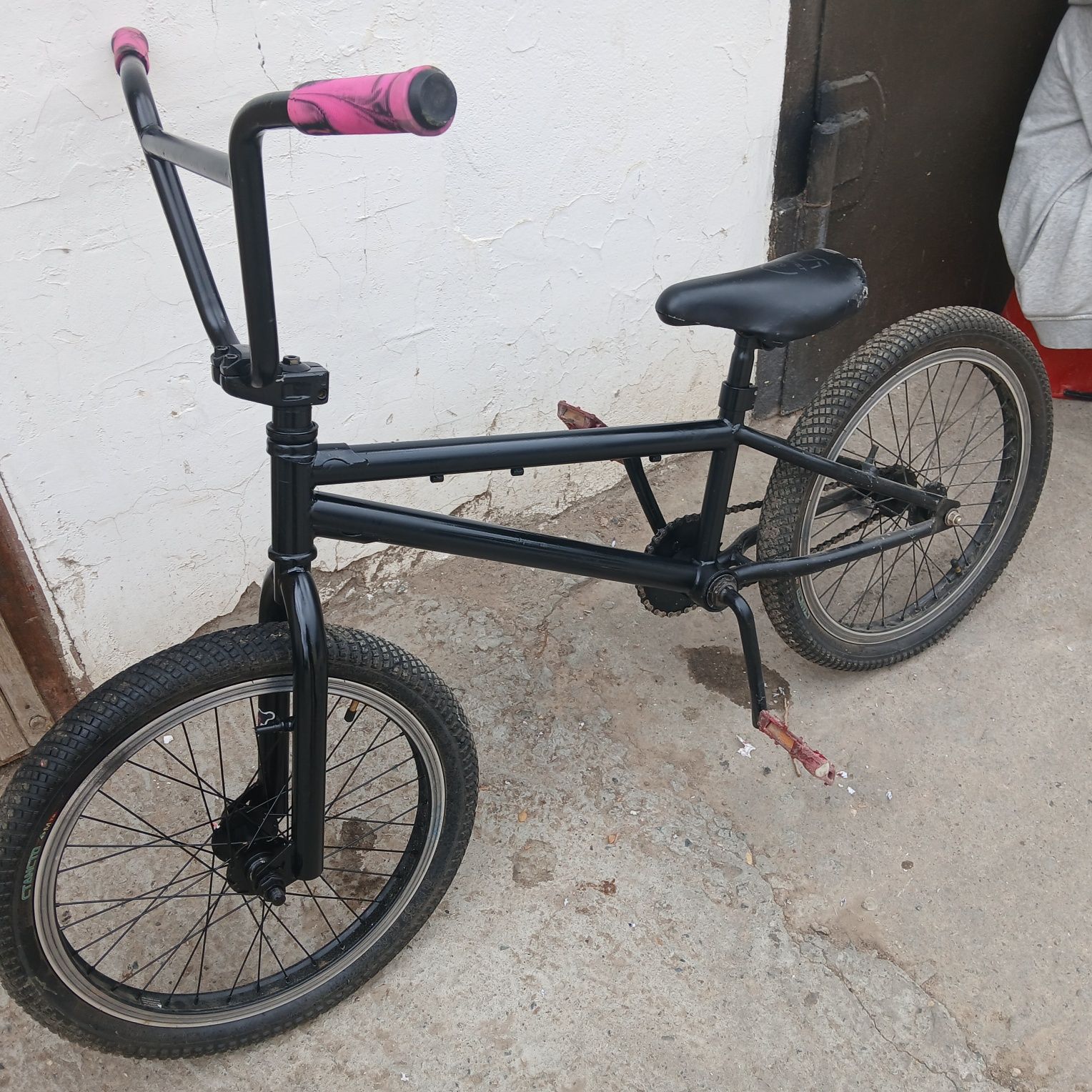 Продаю срочно велосипед BMX