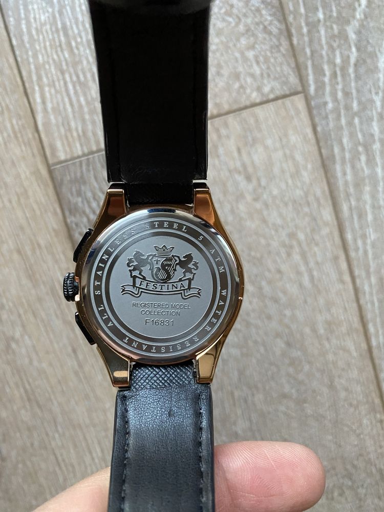 Часовник Festina Chrono 5ATM