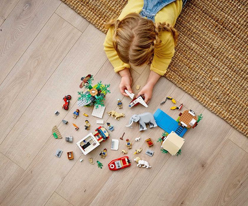 НОВО LEGO City Wildlife 60307 - Лагер за спасяване на диви животни