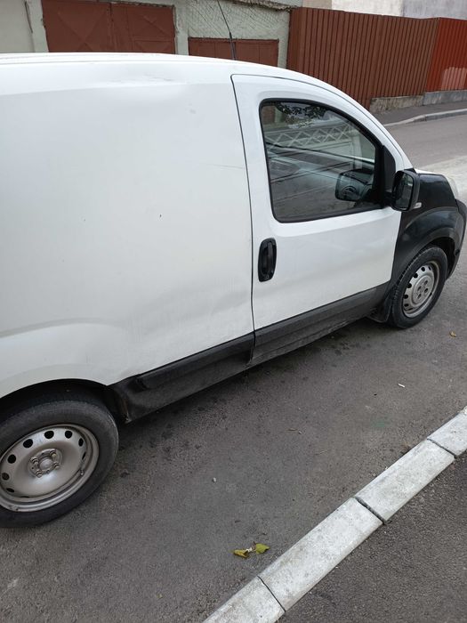 Vând autoutilitara Citroen Nemo an 2012 motor 1.4 benzină
