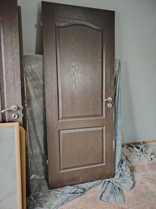 Интериорни врати със забележки