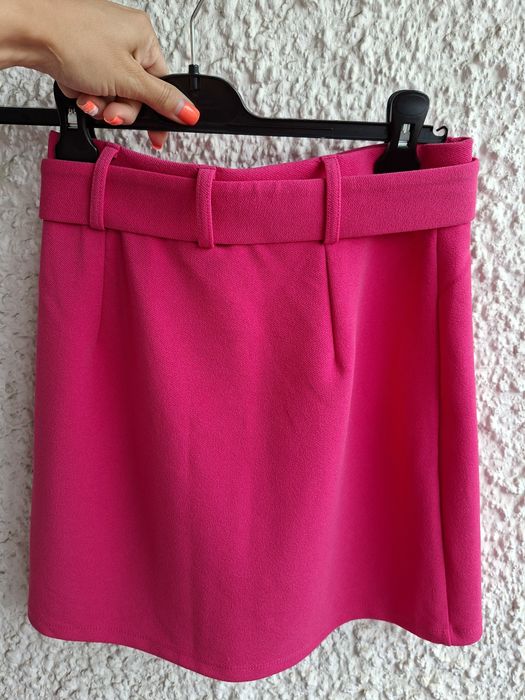 Цикламена пола Sinsay- нова с етикет