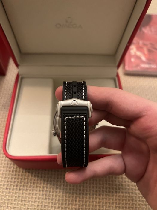 Omega Seamaster Professional