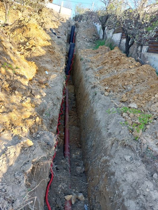 Miniescavator, lucrări amenajare sol