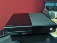 Xbox One 360gb .