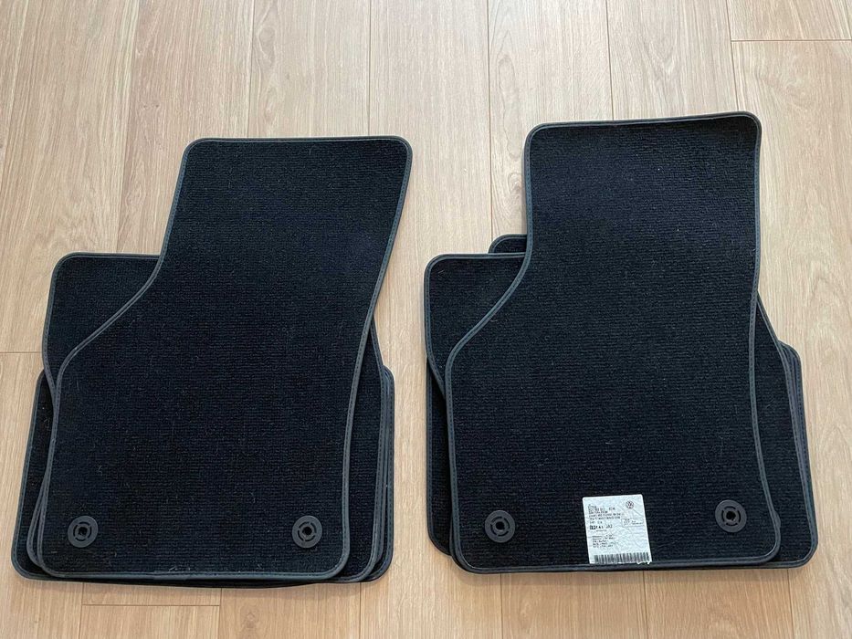 Covoroase mocheta originale VW Passat B8