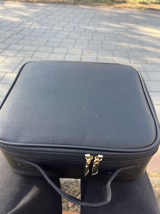 Продам кейс,сумку