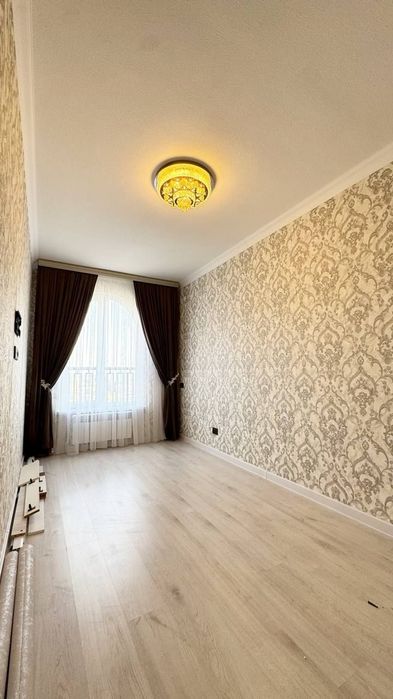 Продаётся 3-х комнатная квартира в ЖК Assalom Sohil 55м2