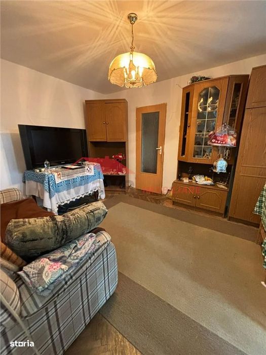 Apartament 3 camere, Decebal, etaj 1