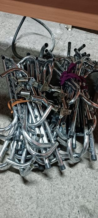 Продам вешала-гусаки для бутика