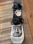 Vand placa snowboard Yes. Dicey 2023 156cm