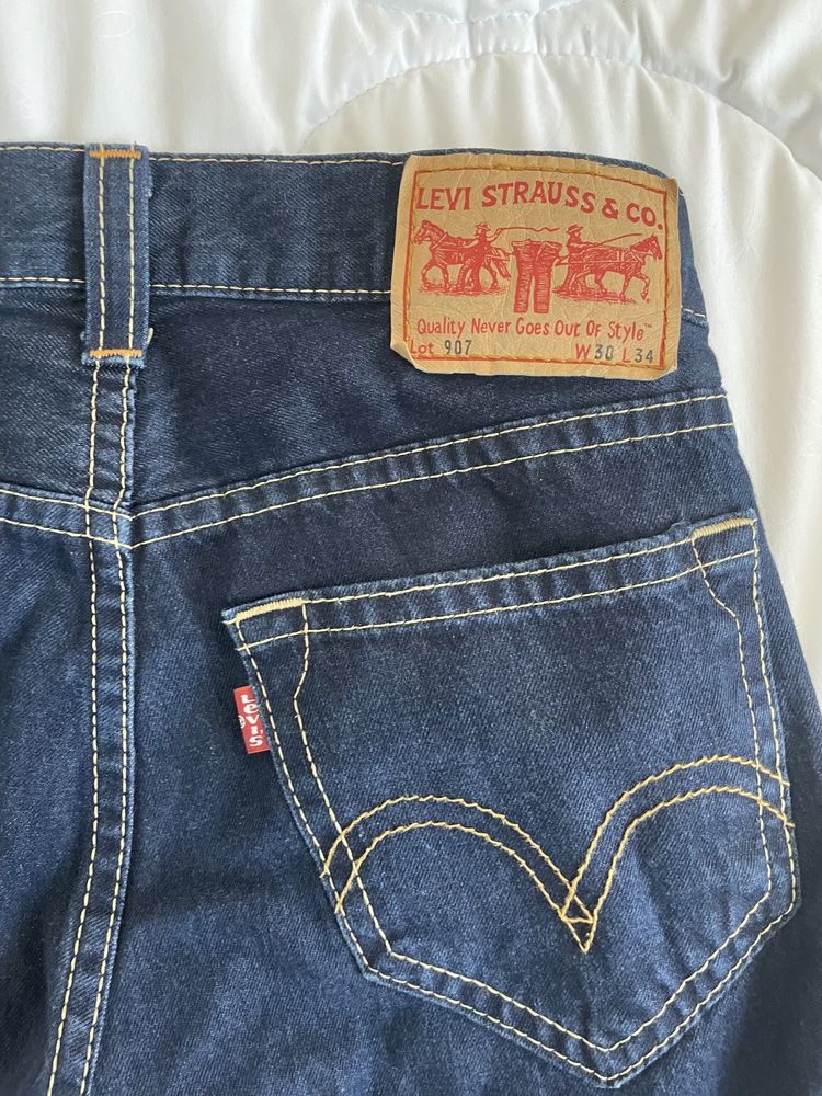 Blugi Levis W30 L34 2 + 1 Gratis