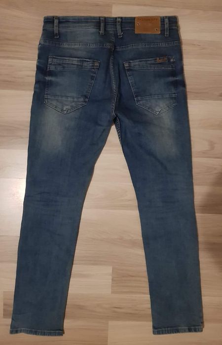 Мъжки сини дънки!