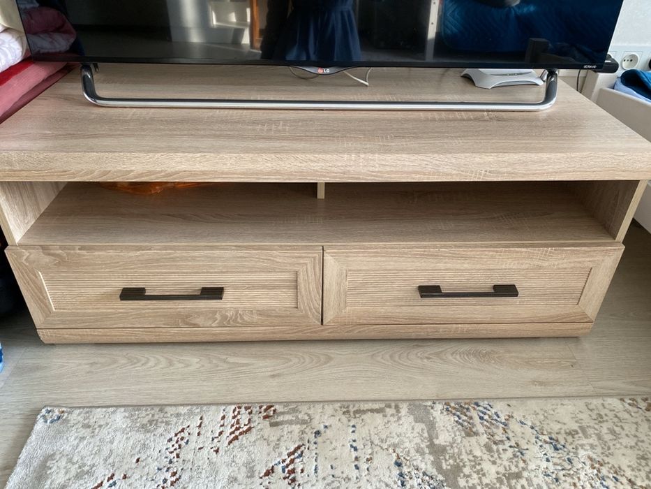 Тумба под телевизор