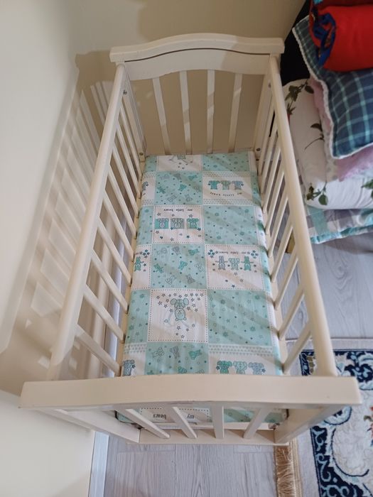 Манеж качающий из дерева