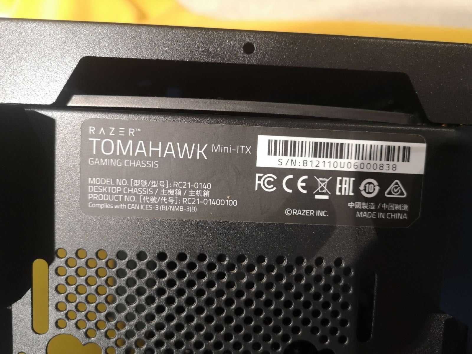 RAZER Tomahawk Mini-ITX PC - цял компютър