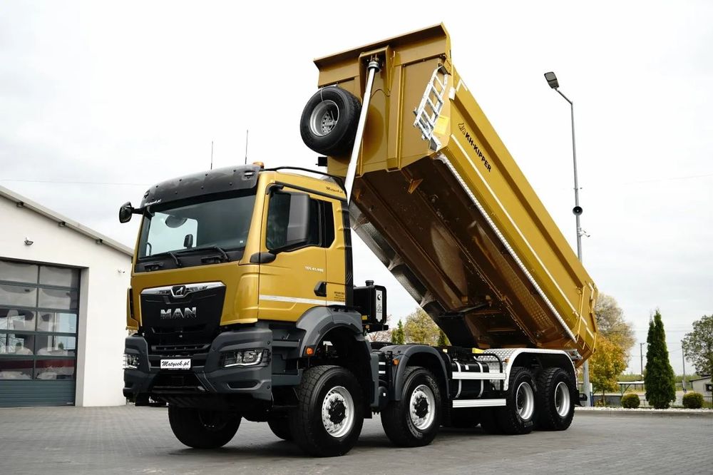 MAN TGS 41.480 / 8X8 / ​​BASCULATOR / AUTOMAT / NOU-NOUȚ / ECHIPAMENTE BOGATE / DISPONIBIL IMEDIAT / AUR METALIC /