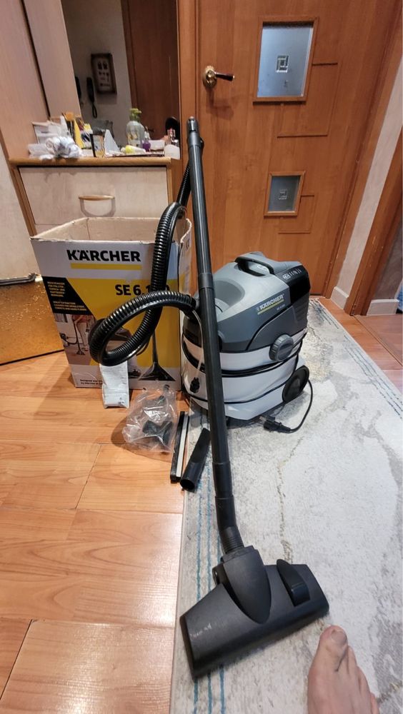 Пылесос Karcher SE 6.100