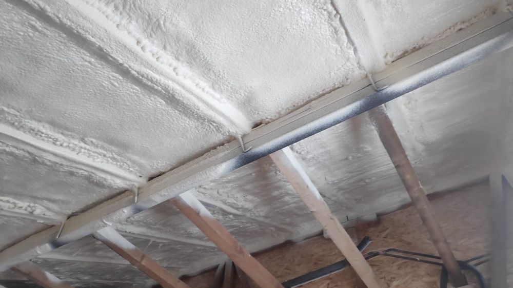 Termo / Hidro / Fono izolatii cu spuma poliuretanica si poliuree