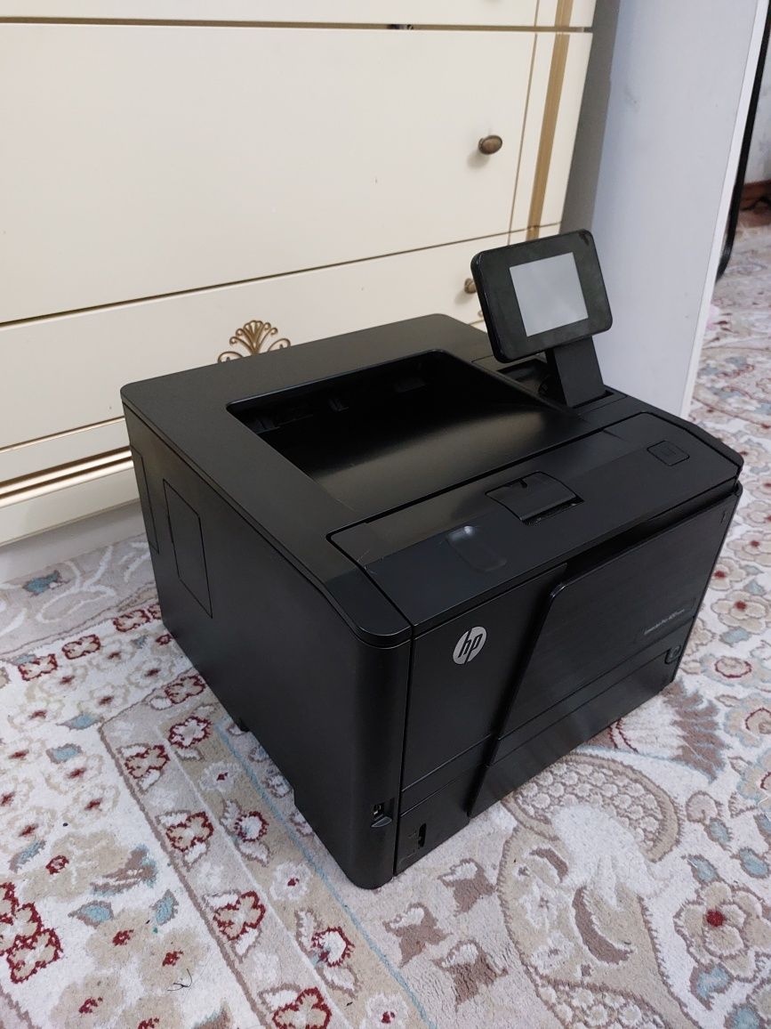 HP LaserJet Pro 400 (M401dn)
принтер