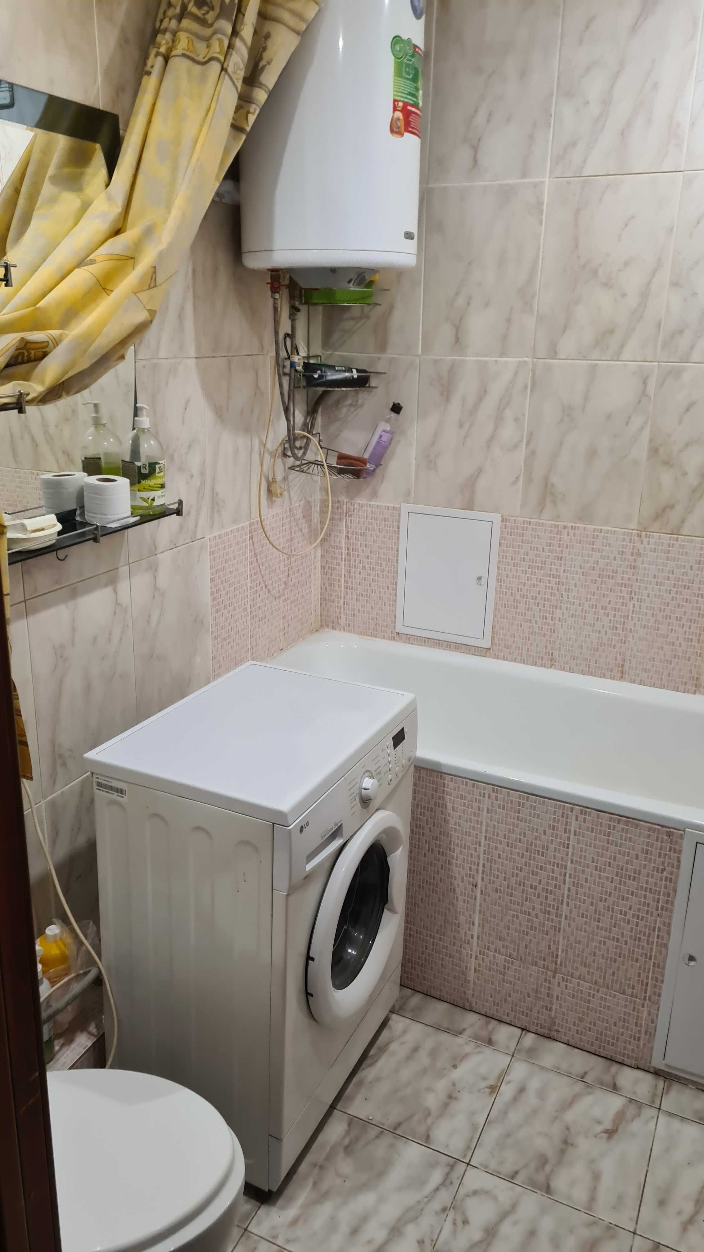 1 комн. 4-83 (высотка). Водонагреватель. Wi-fi, SMART-TV