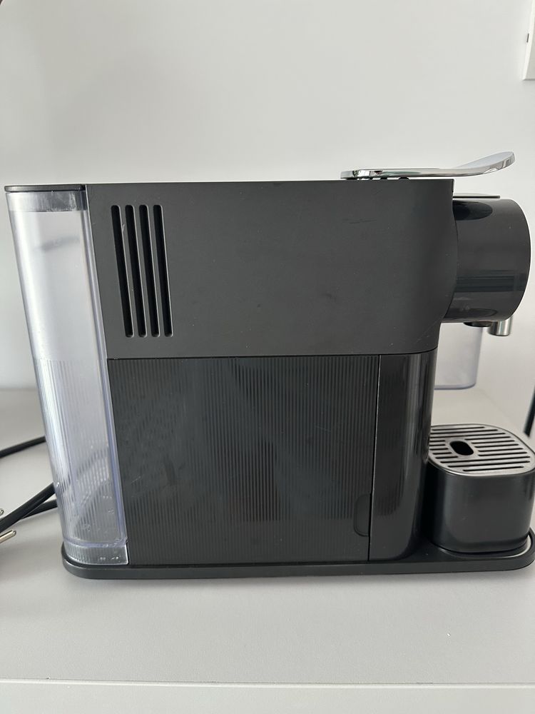 Nespresso Latissima One